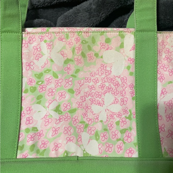 Lilly Pulitzer Tote - Picture 3 of 6